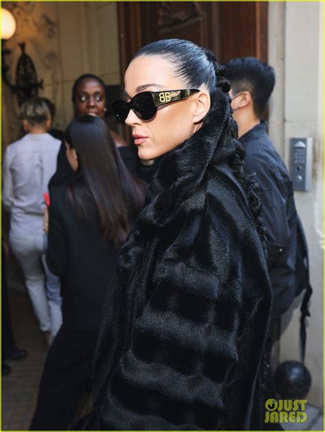 celebratiesnude|Katy Perry Goes Topless Under an Open Coat at Balenciaga’s .